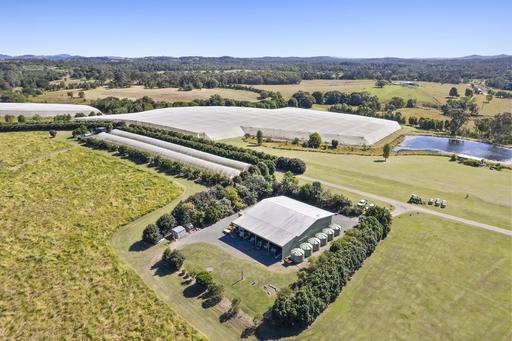 42 Noakes Road, Traveston QLD 4570