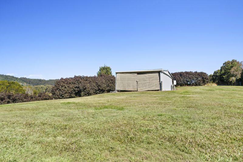 42 Noakes Road, Traveston For Sale by Farmbuy.com - image 7