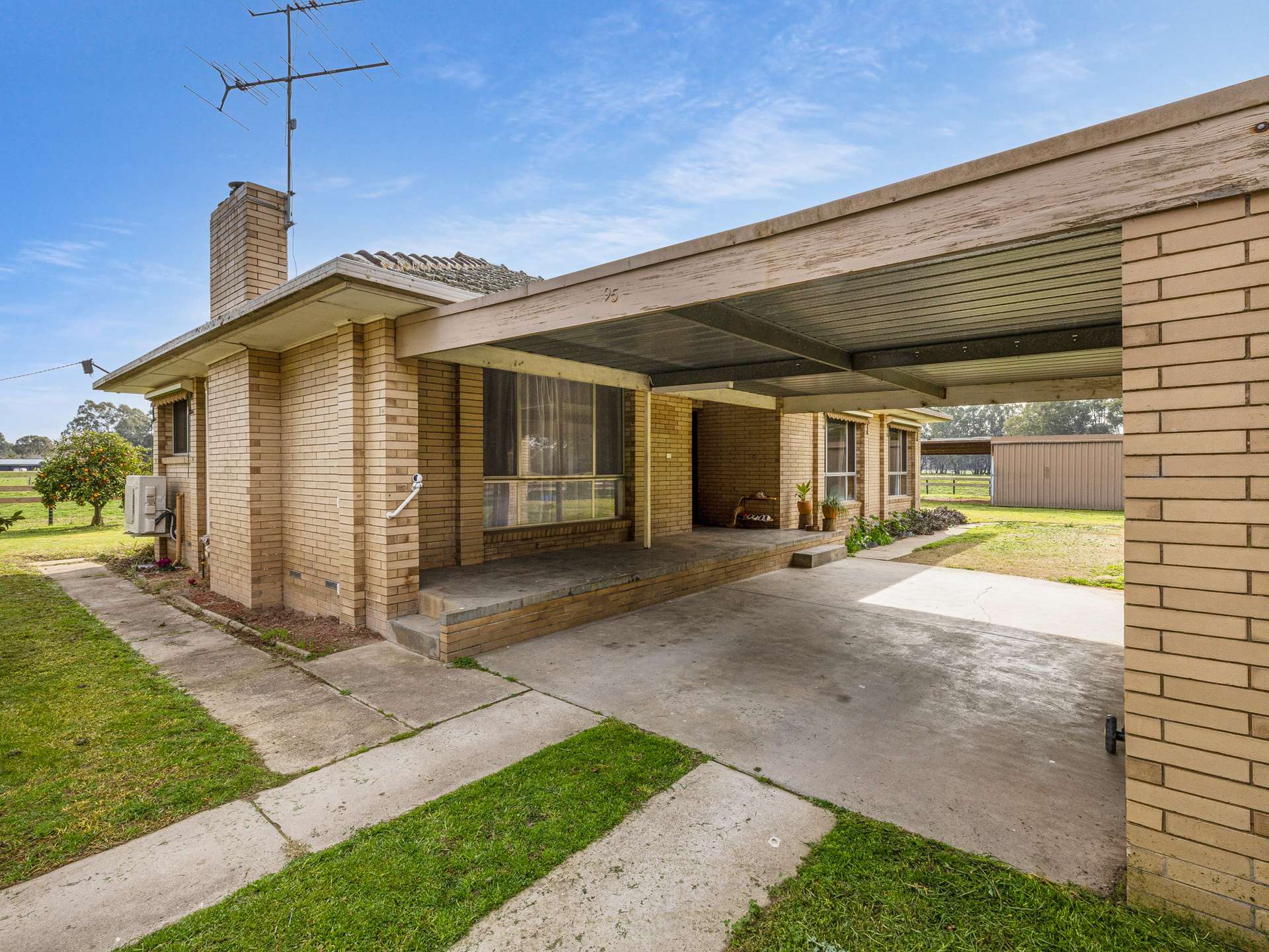 113 Wilson Road, Wangaratta For Sale by Farmbuy.com - image 11