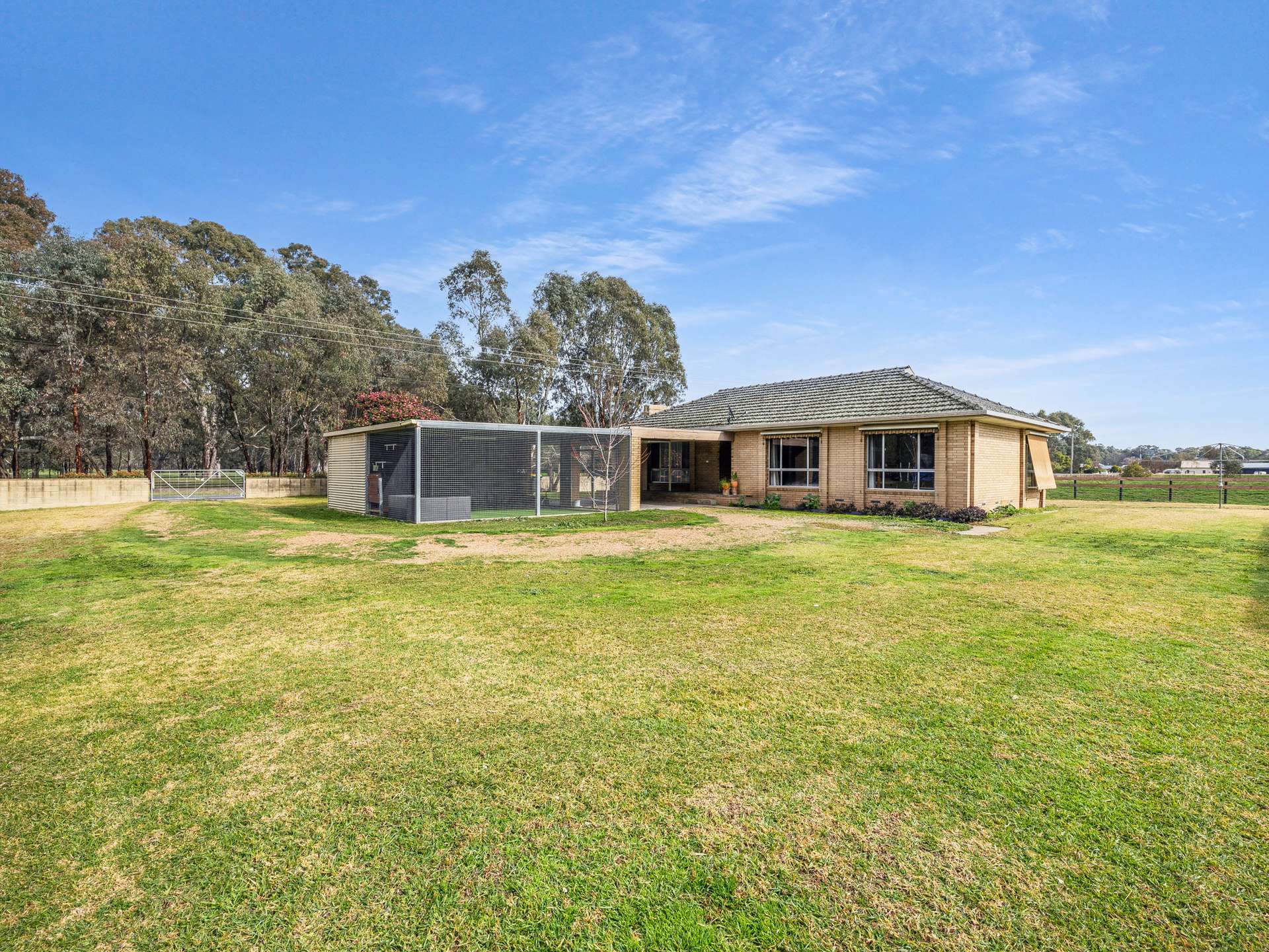 113 Wilson Road, Wangaratta For Sale by Farmbuy.com - image 12