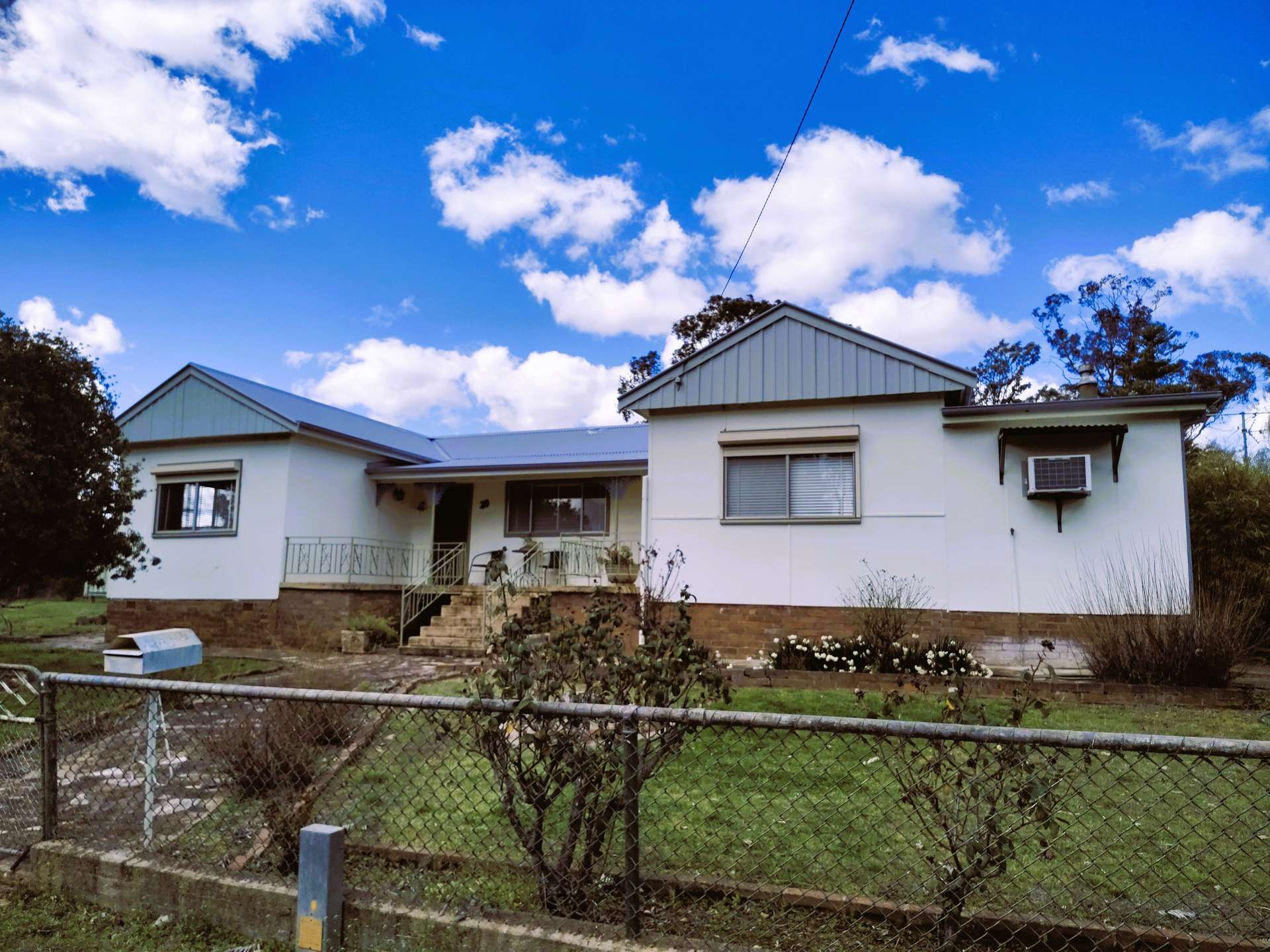 20 Fitches Lane, Grenfell Sold by Farmbuy.com - image 1