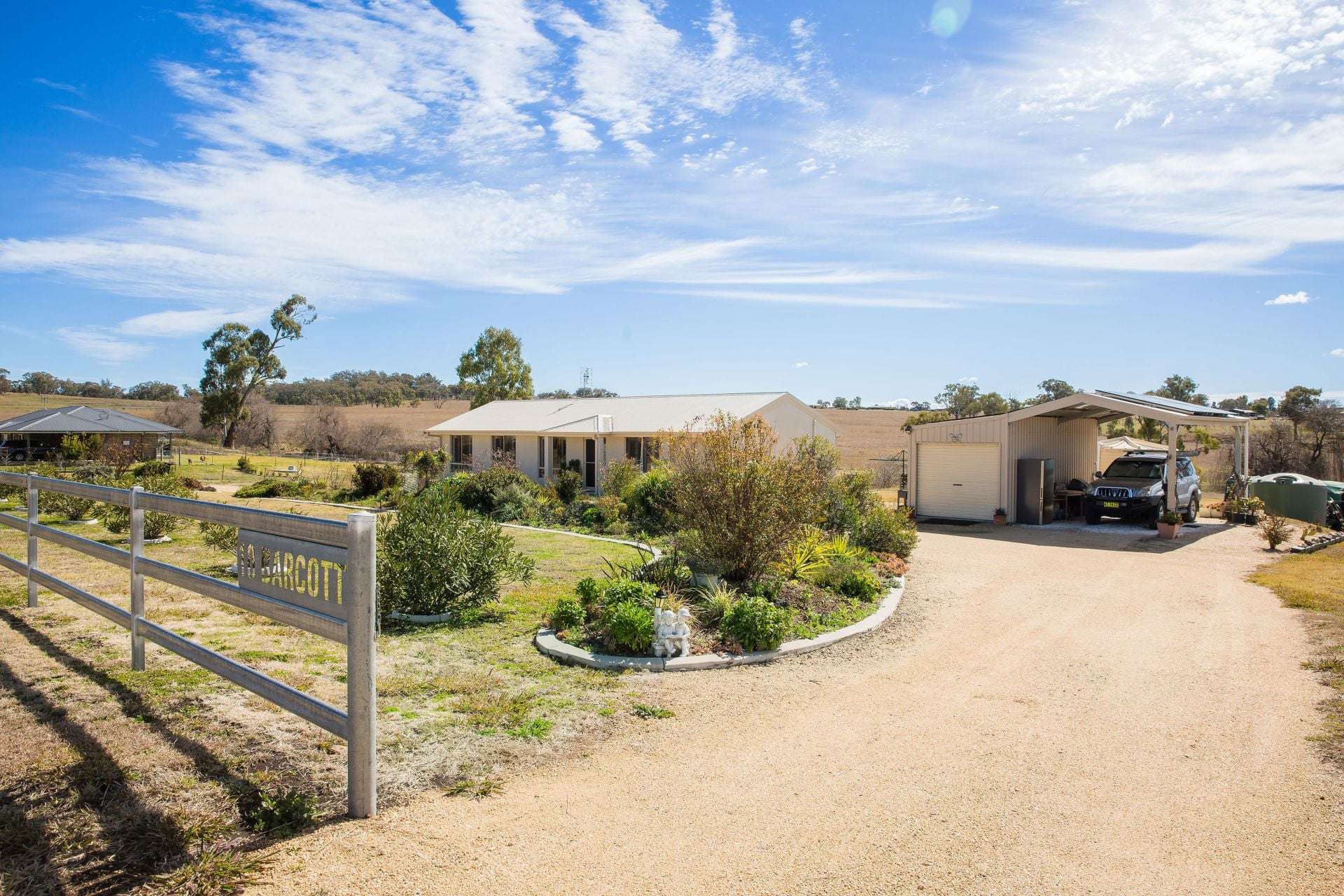 10 Dog Trap Lane, Inverell For Sale by Farmbuy.com - image 1