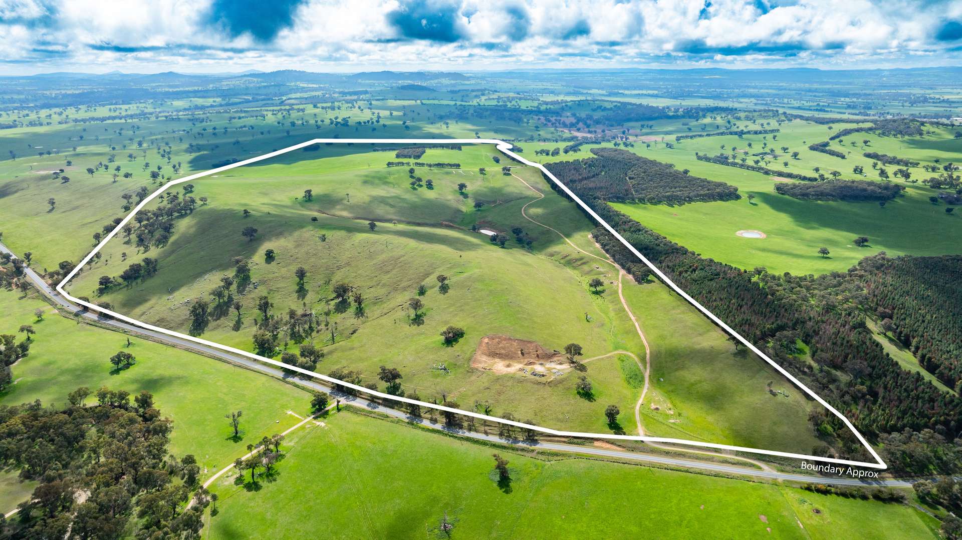 1510 Culcairn Holbrook Road, Morven For Sale by Farmbuy.com - image 1