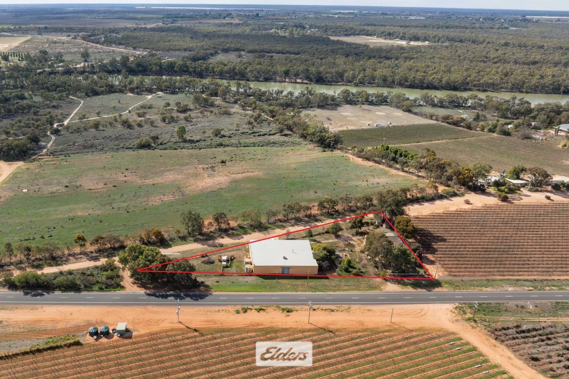 872 Wentworth Road, Yelta Sold by Farmbuy.com - image 1