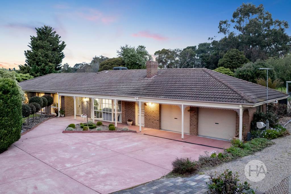 10 Kumala Drive, Somerville VIC 3912