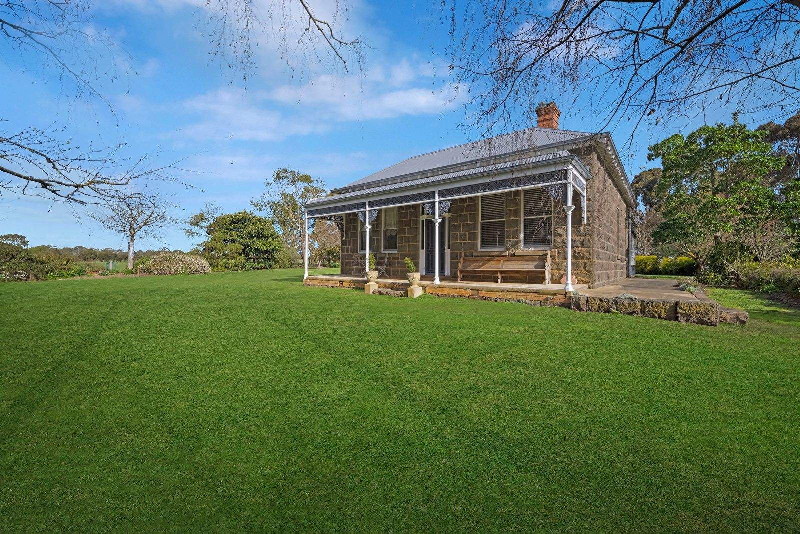 196 Hamilton-Chatsworth Road, Hamilton For Sale by Farmbuy.com - image 2