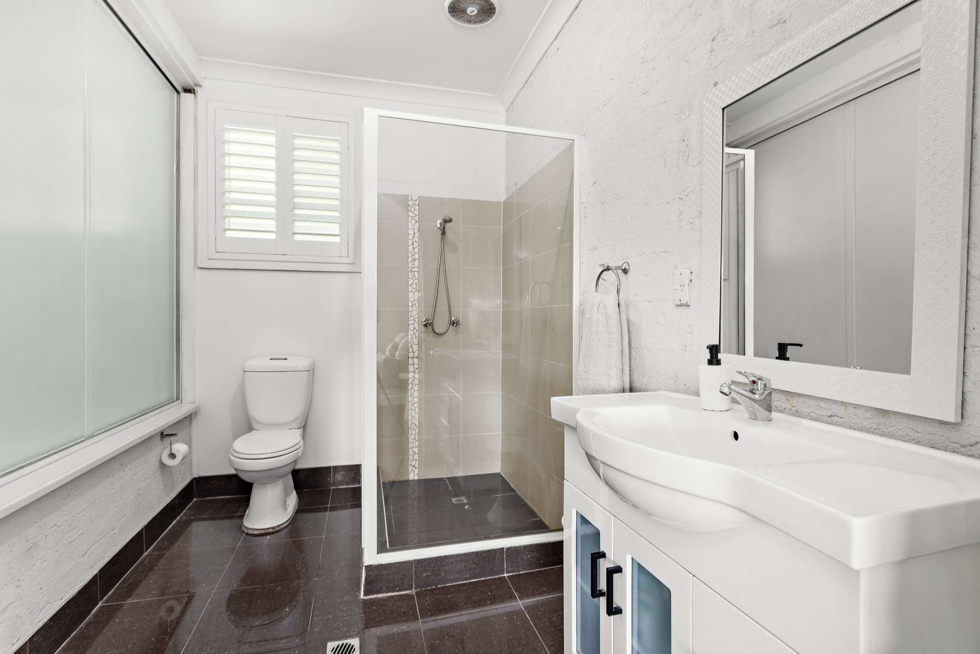 40 Tomlins Road, Broughton Village For Sale by Farmbuy.com - image 12
