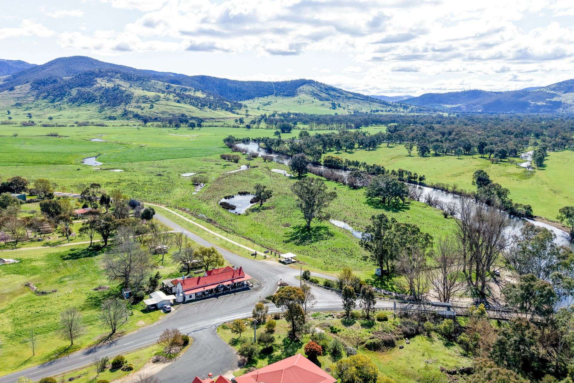 - Back Tintaldra Road, Tintaldra Sold by Farmbuy.com - image 12