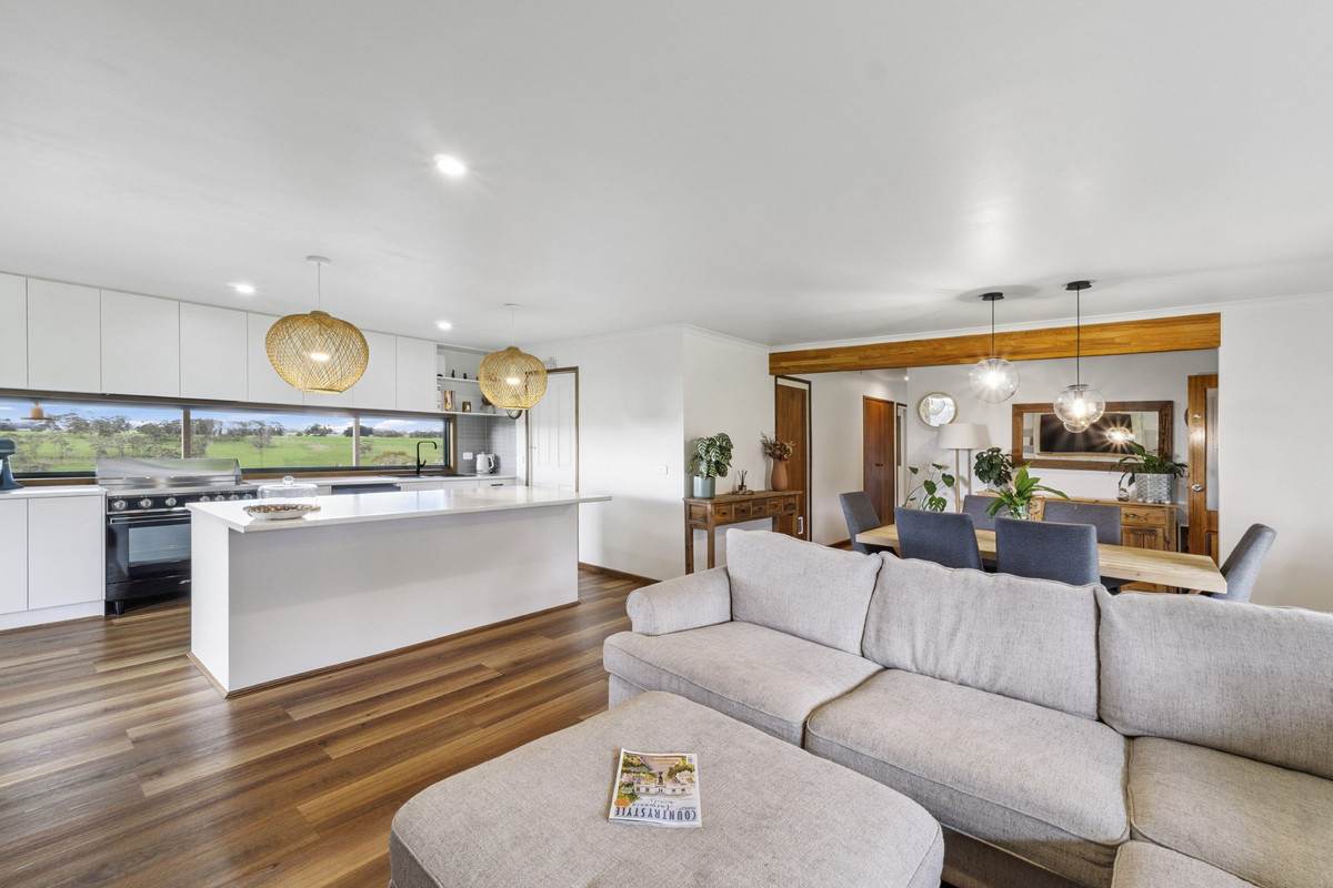725 Lavers Hill - Cobden Road, Jancourt East For Sale by Farmbuy.com - image 6