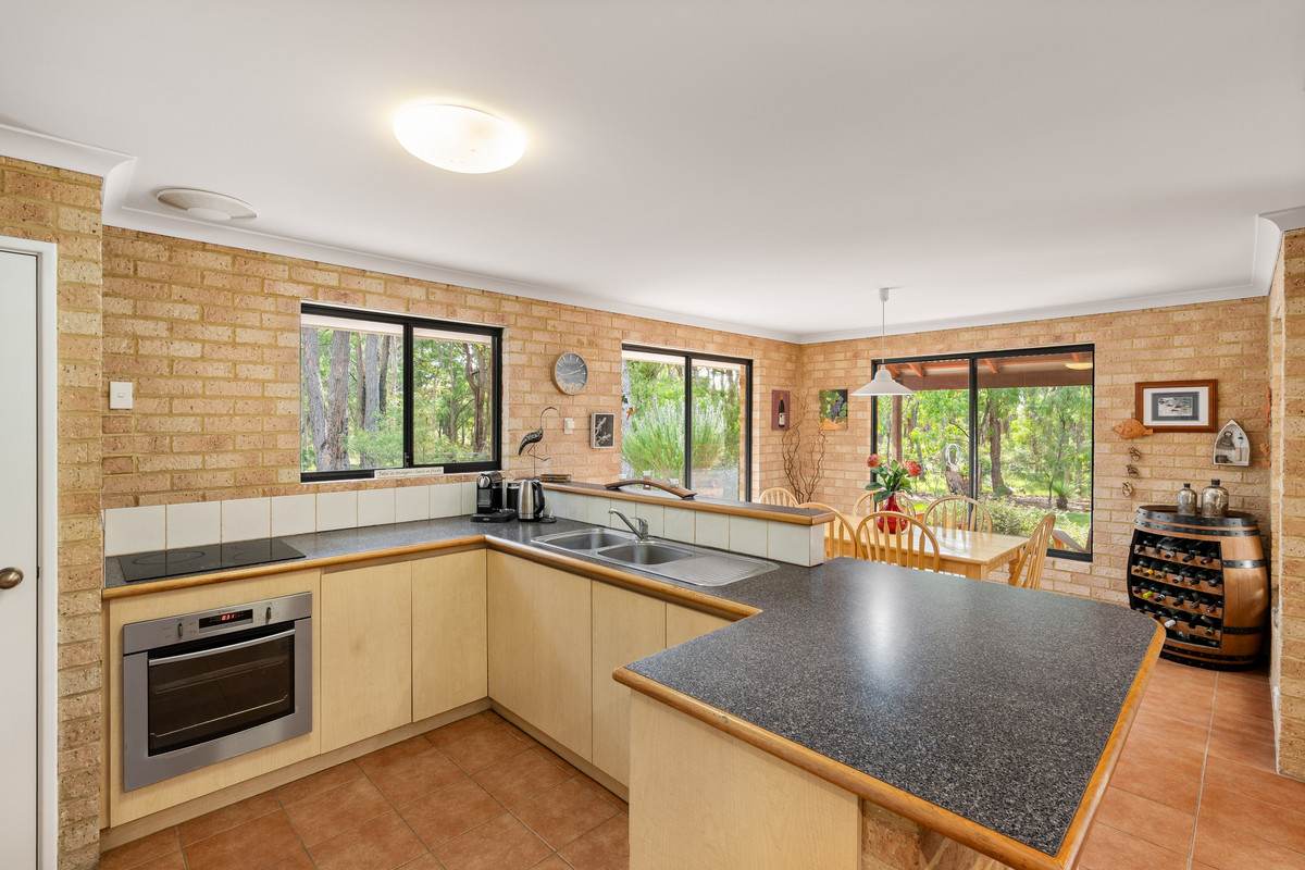 26 Woodland Drive, Burnside Sold by Farmbuy.com - image 6