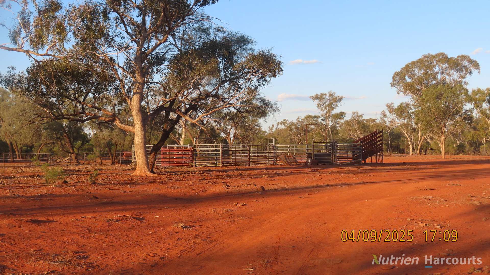 * MUD HUT, Bourke For Sale by Farmbuy.com - image 12