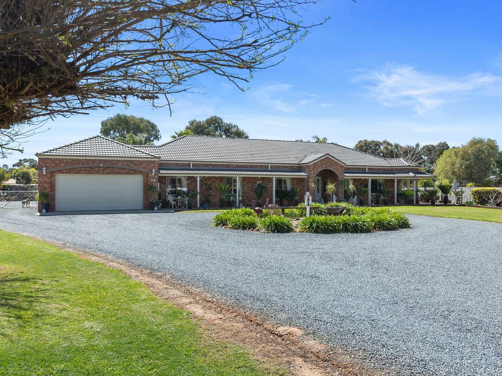 33A Catona Cres, Cobram VIC 3644