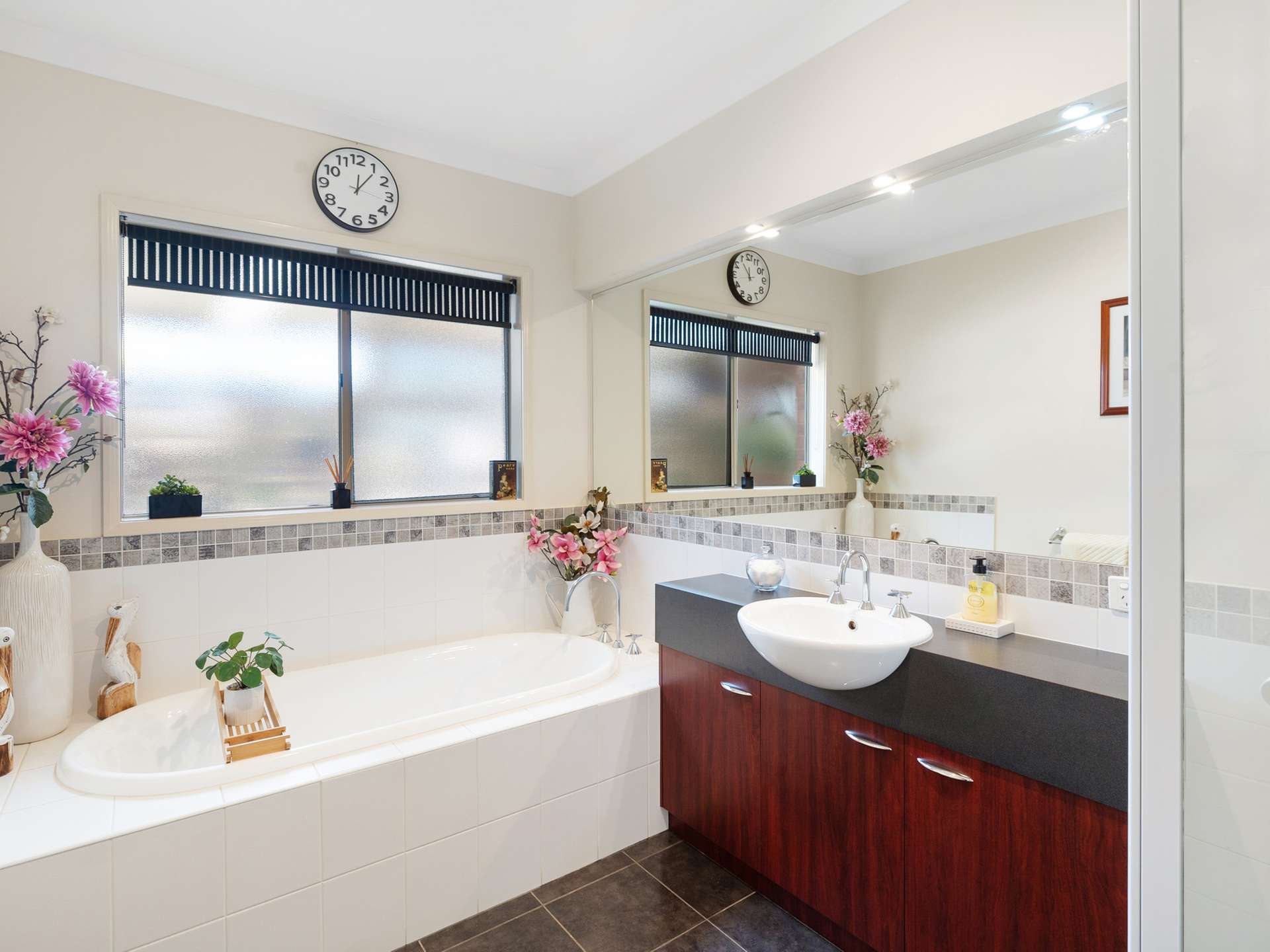 33A Catona Cres, Cobram For Sale by Farmbuy.com - image 15