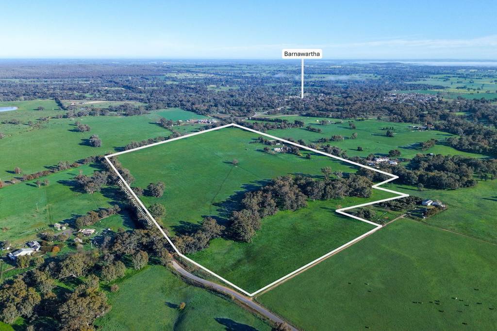 40 Crosses Road, Indigo Valley VIC 3688