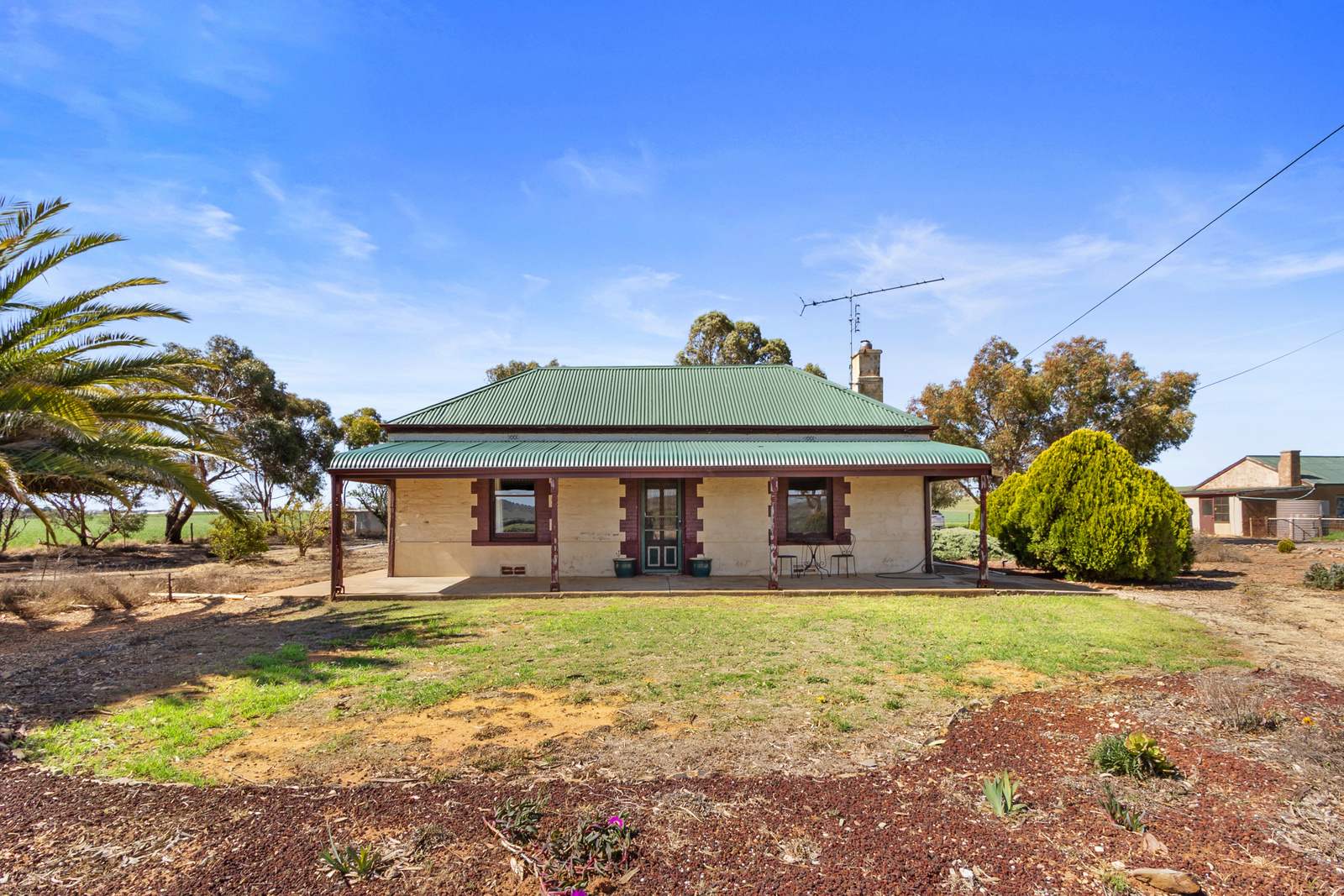 2483 Black Springs Road, Robertstown Sold by Farmbuy.com - image 1