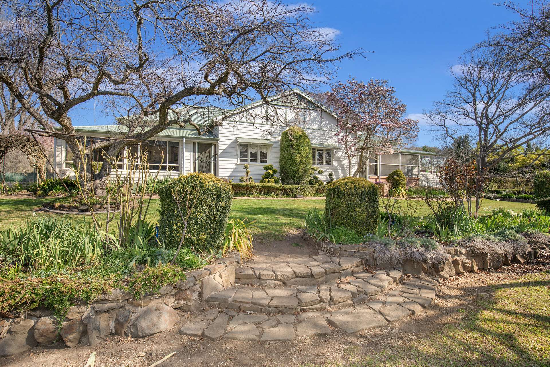 'Brucelyn & Mt Emby' 453 & 504 Moredun Road, Ben Lomond Sold by Farmbuy.com - image 3