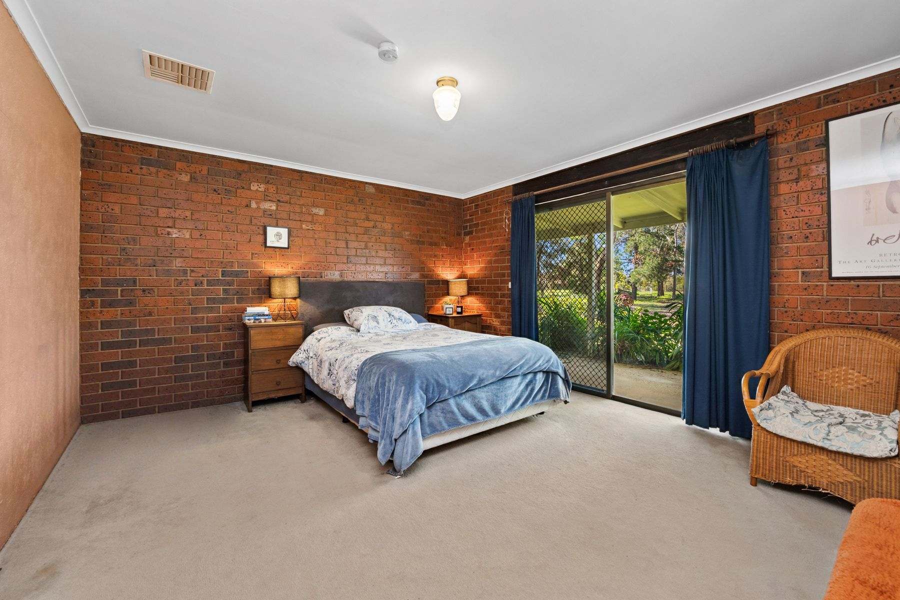 9 Walnut Avenue, Bridgewater Sold by Farmbuy.com - image 6
