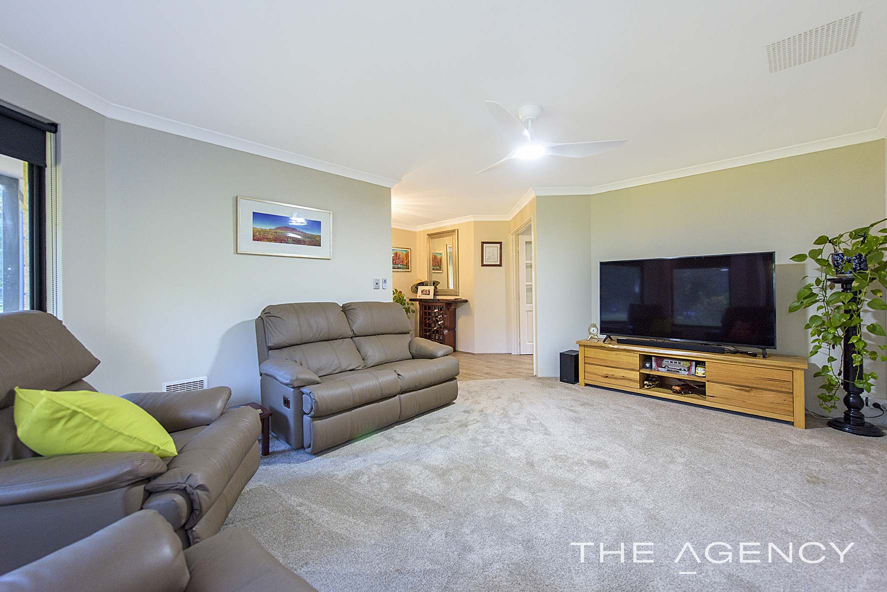 29 Forest Court, Reinscourt Sold by Farmbuy.com - image 9