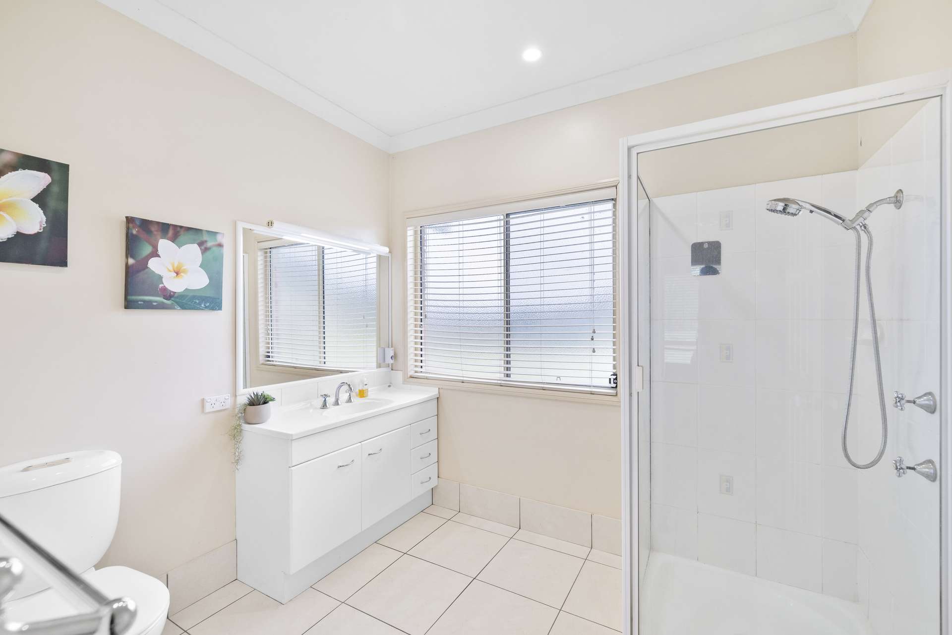 856 Esk Crows Nest Road, Biarra For Sale by Farmbuy.com - image 13