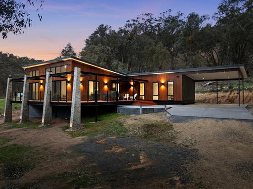 Farm For Sale - VIC - Bonnie Doon - 3720 - Bold, Beautiful and Beyond the Everyday 