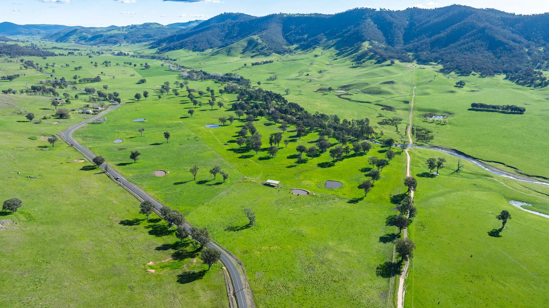 2852 Shelley Road, Walwa For Sale by Farmbuy.com - image 19