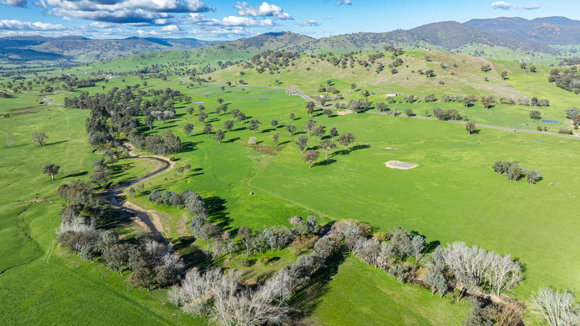 2852 Shelley Road, Walwa For Sale by Farmbuy.com - image 3
