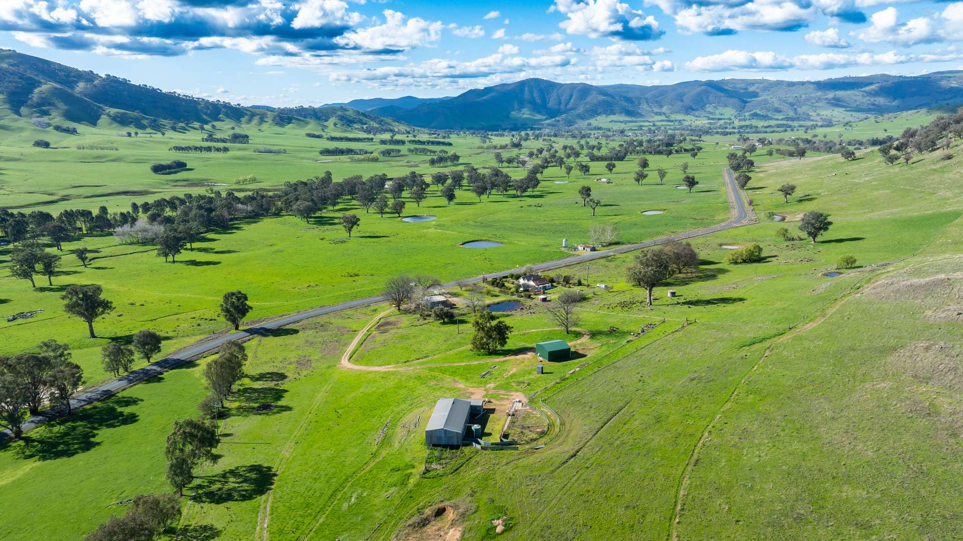 2852 Shelley Road, Walwa For Sale by Farmbuy.com - image 18