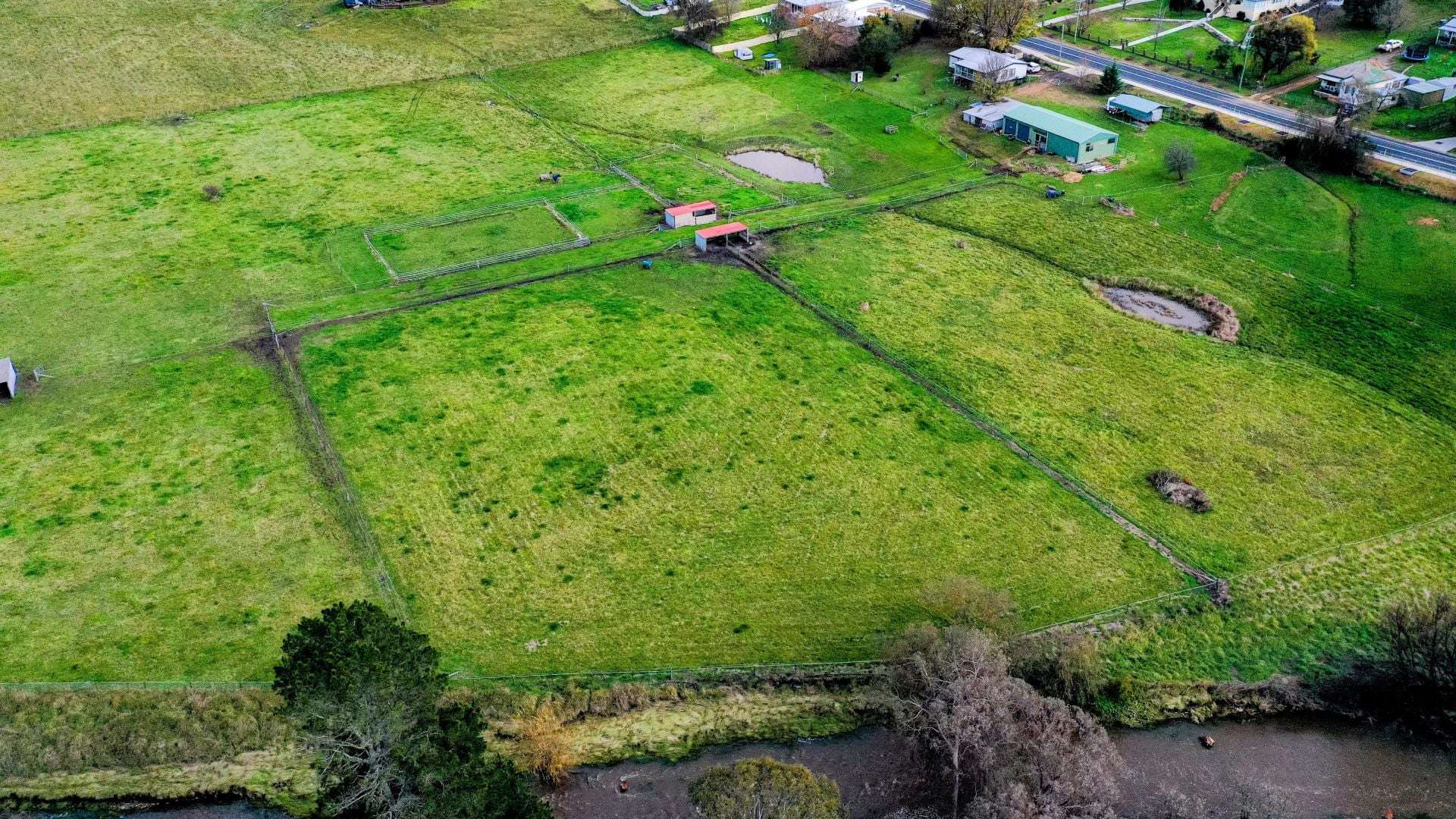 105S Derby Street, Walcha For Sale by Farmbuy.com - image 8