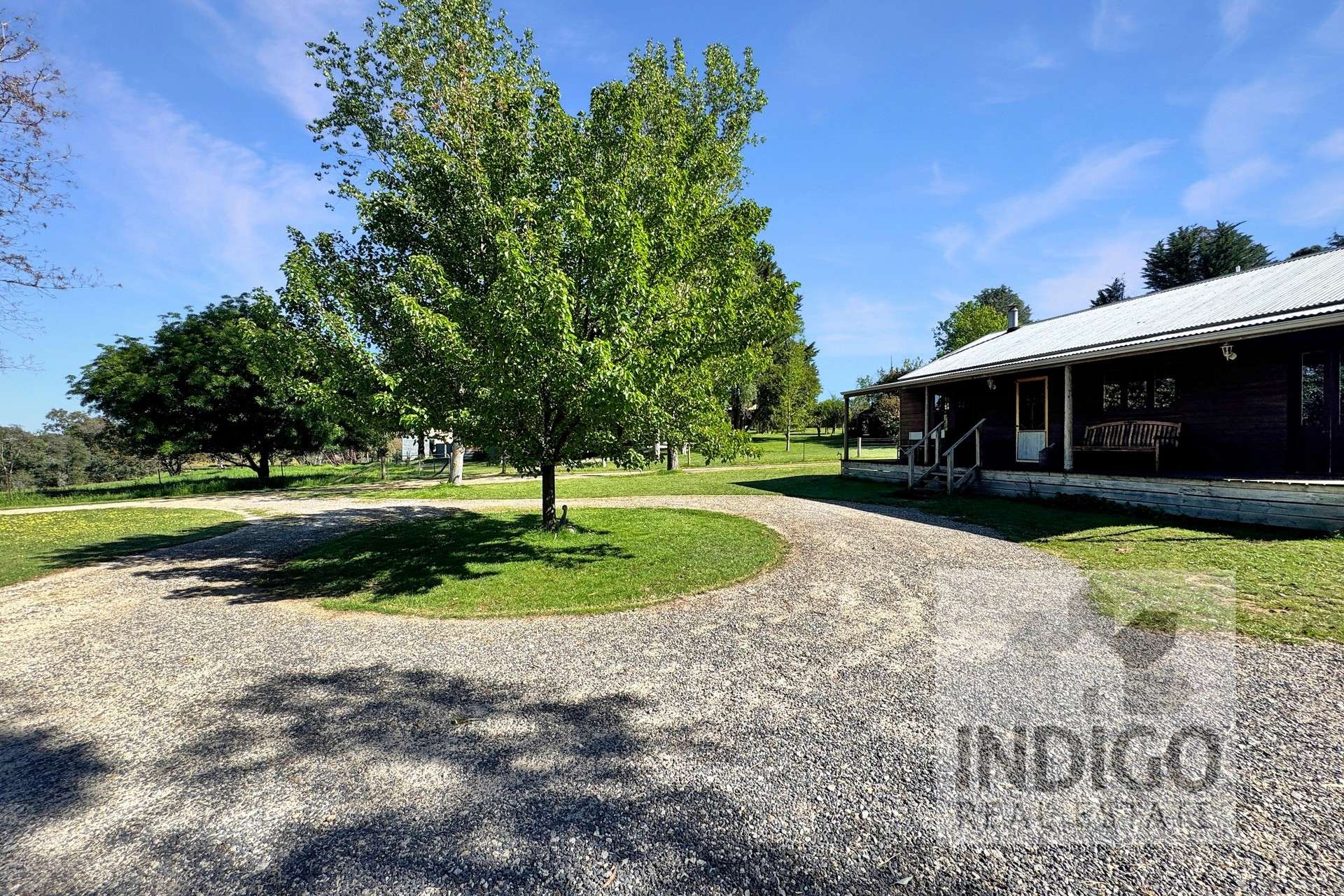 1149 Beechworth-Wodonga Road, Wooragee For Sale by Farmbuy.com - image 18