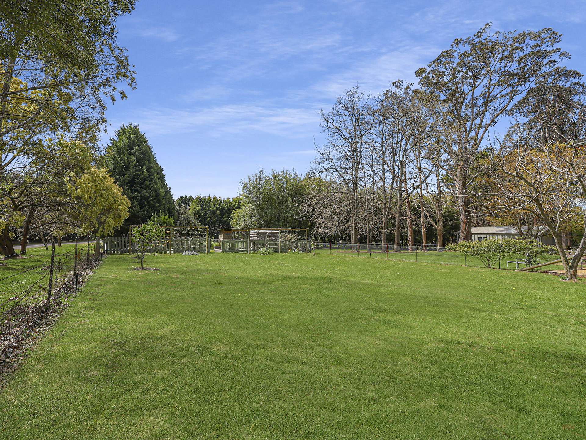122 Cornwall Road, Exeter For Sale by Farmbuy.com - image 7