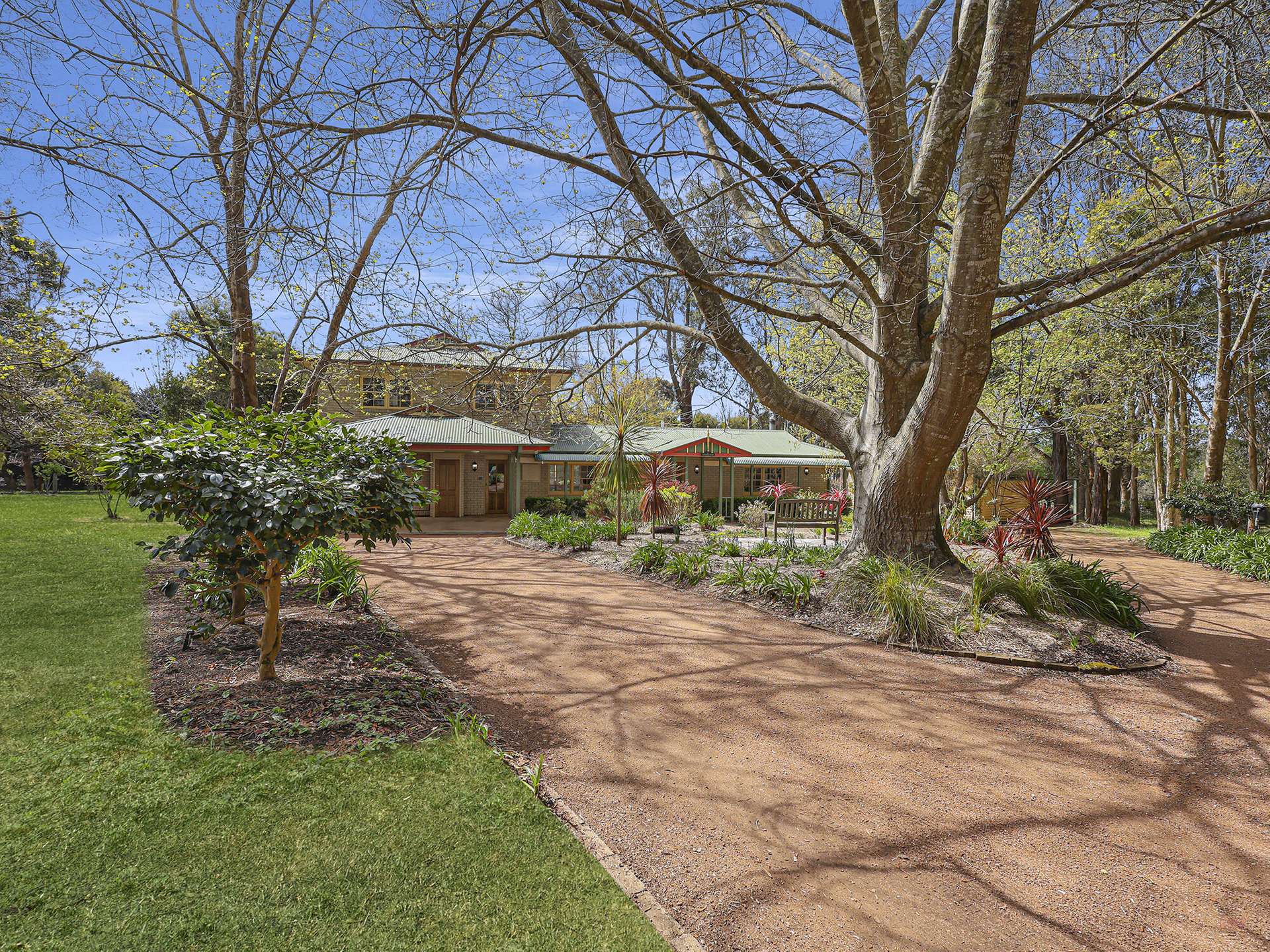 122 Cornwall Road, Exeter For Sale by Farmbuy.com - image 8