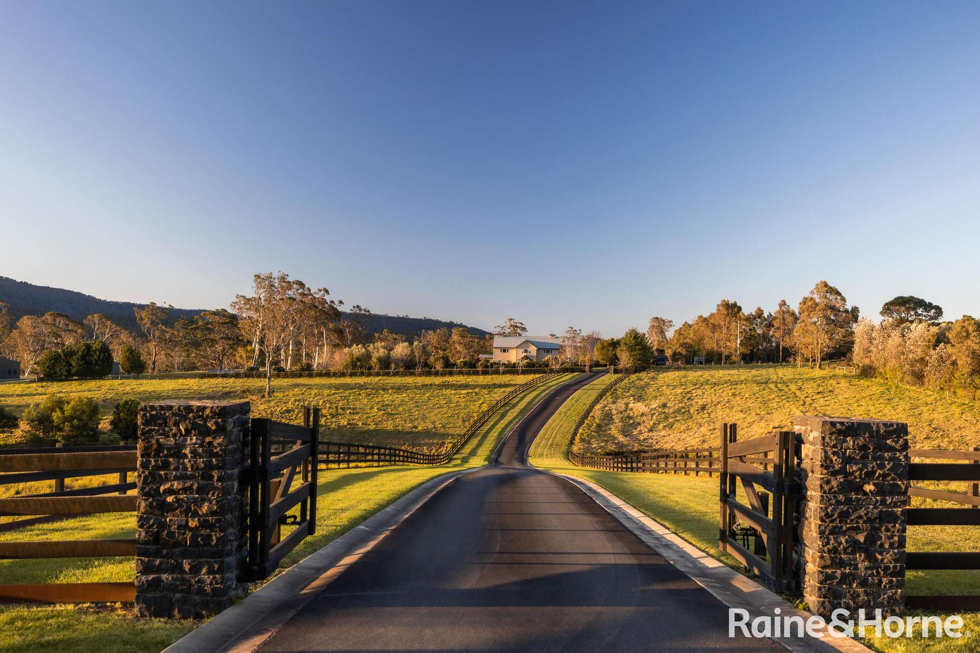 626 Croobyar Road, Croobyar For Sale by Farmbuy.com - image 1