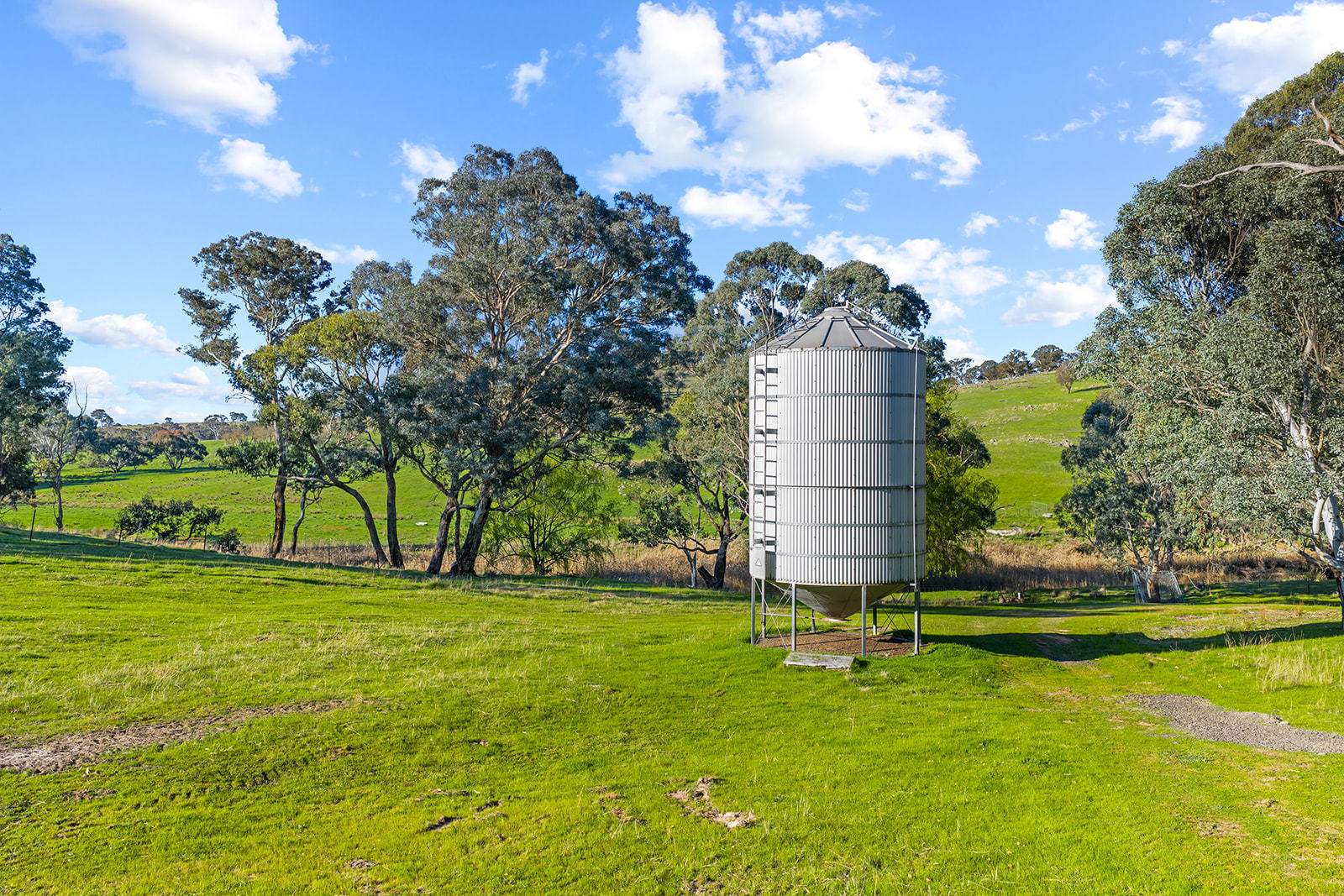 1432 Lachlan Valley Way, Laverstock For Sale by Farmbuy.com - image 11