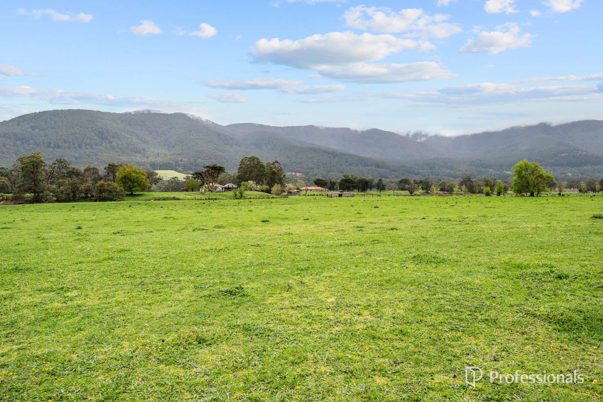 230 Station Road, Wesburn For Sale by Farmbuy.com - image 23