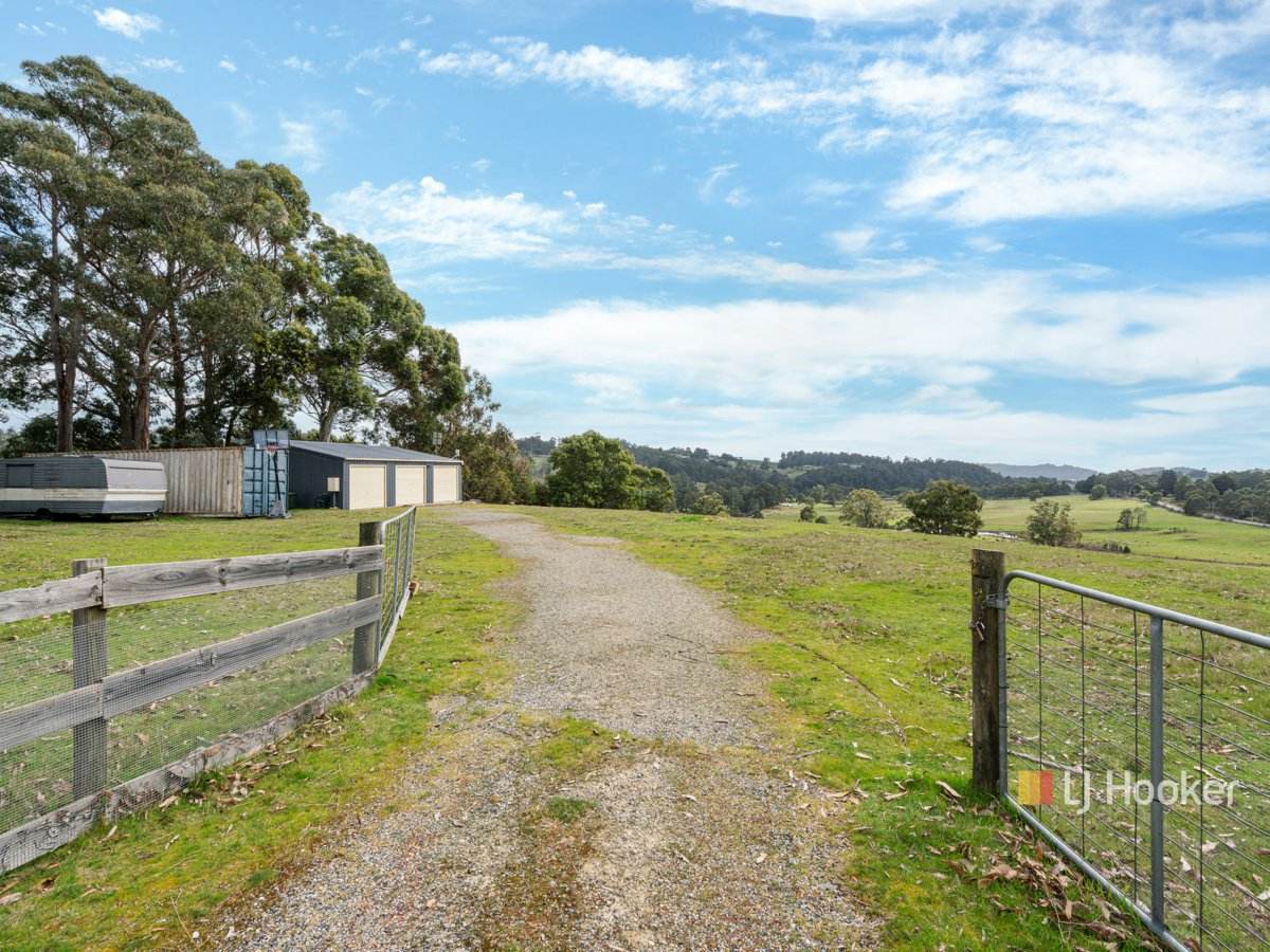 42 Lakeside Drive, Acacia Hills Sold by Farmbuy.com - image 5