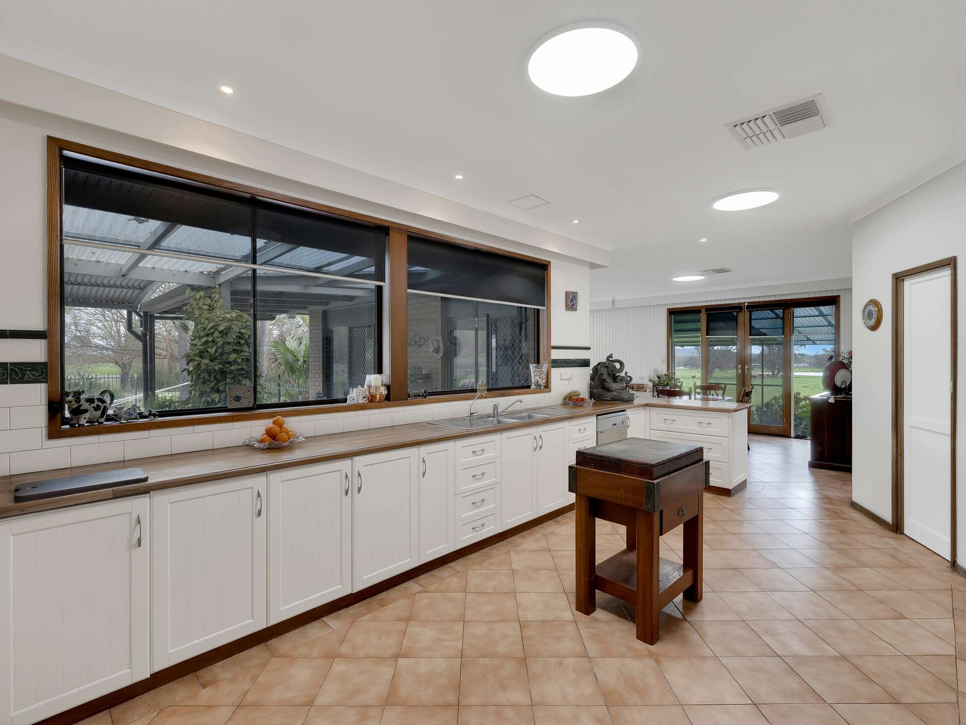 2034 Benalla-Tatong Road, Tatong Sold by Farmbuy.com - image 8