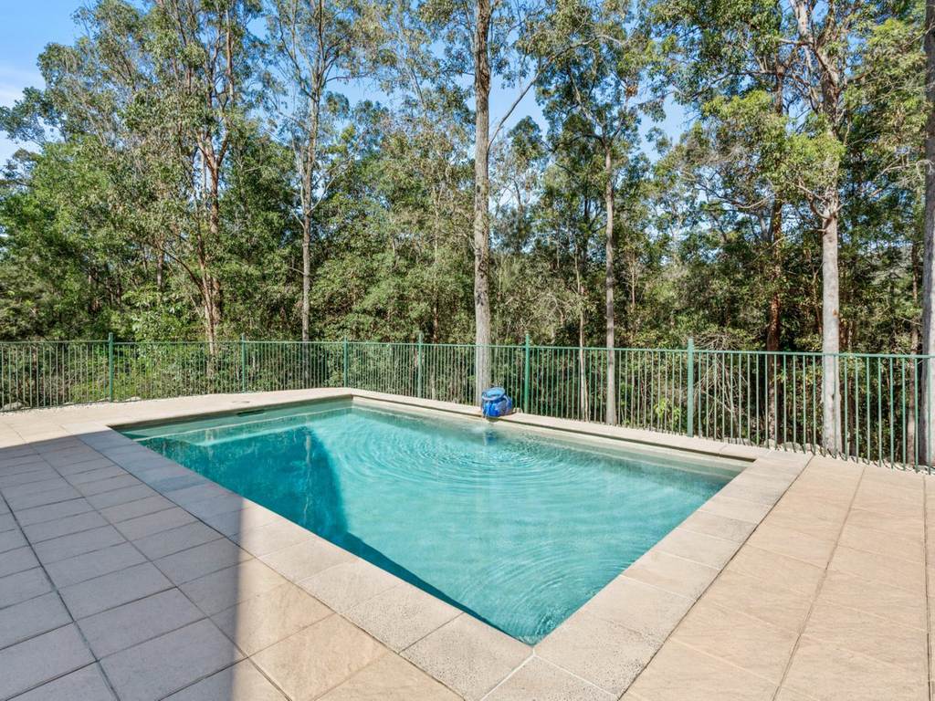 139 Staghorn Drive, Austinville QLD 4213