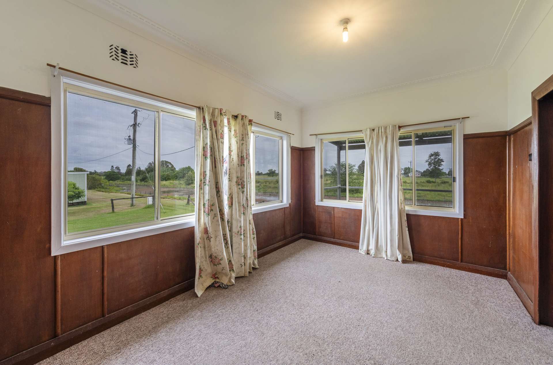 13 Coulters Lane, Calliope For Sale by Farmbuy.com - image 7