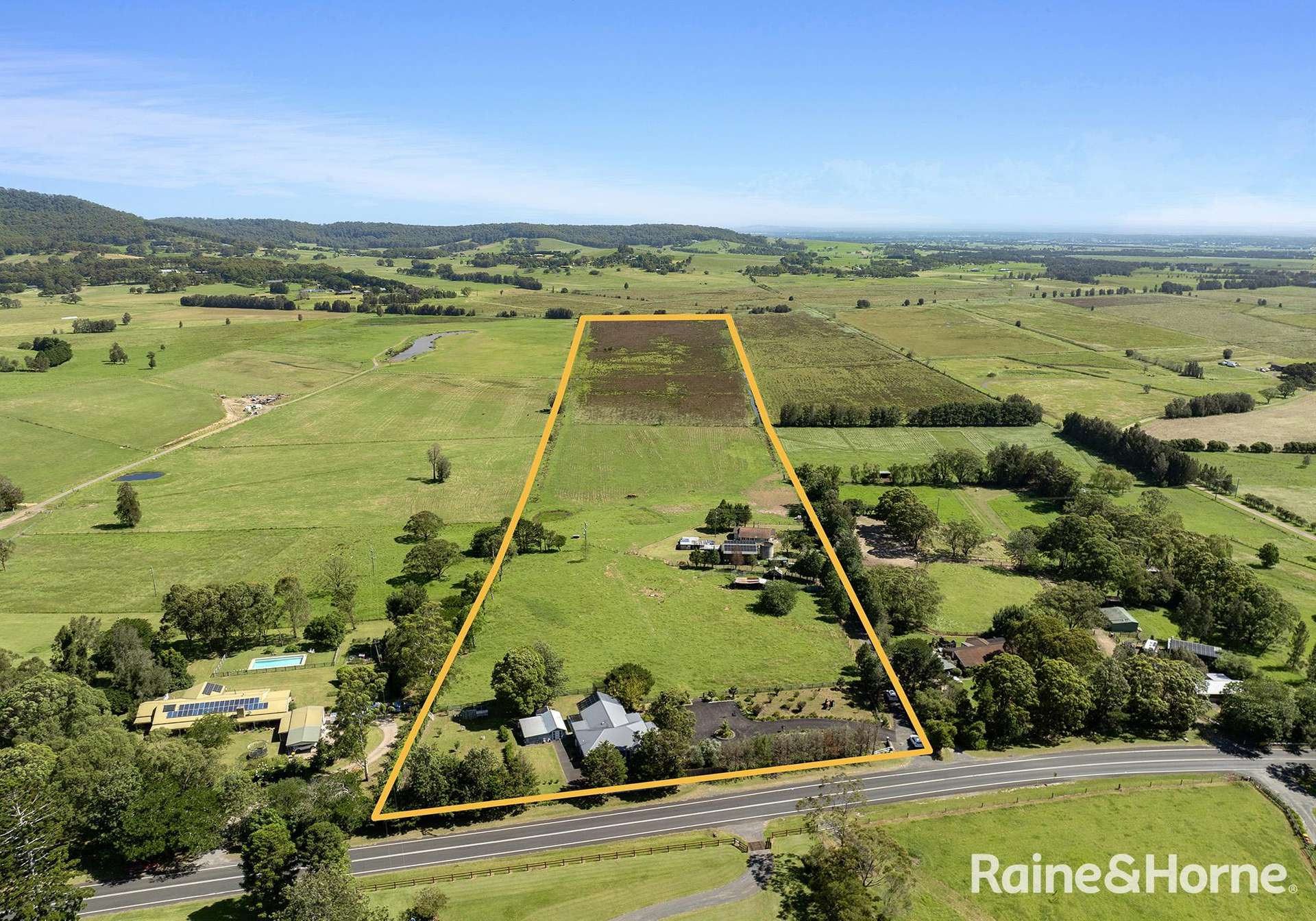 439 Coolangatta Road, Far Meadow For Sale by Farmbuy.com - image 1