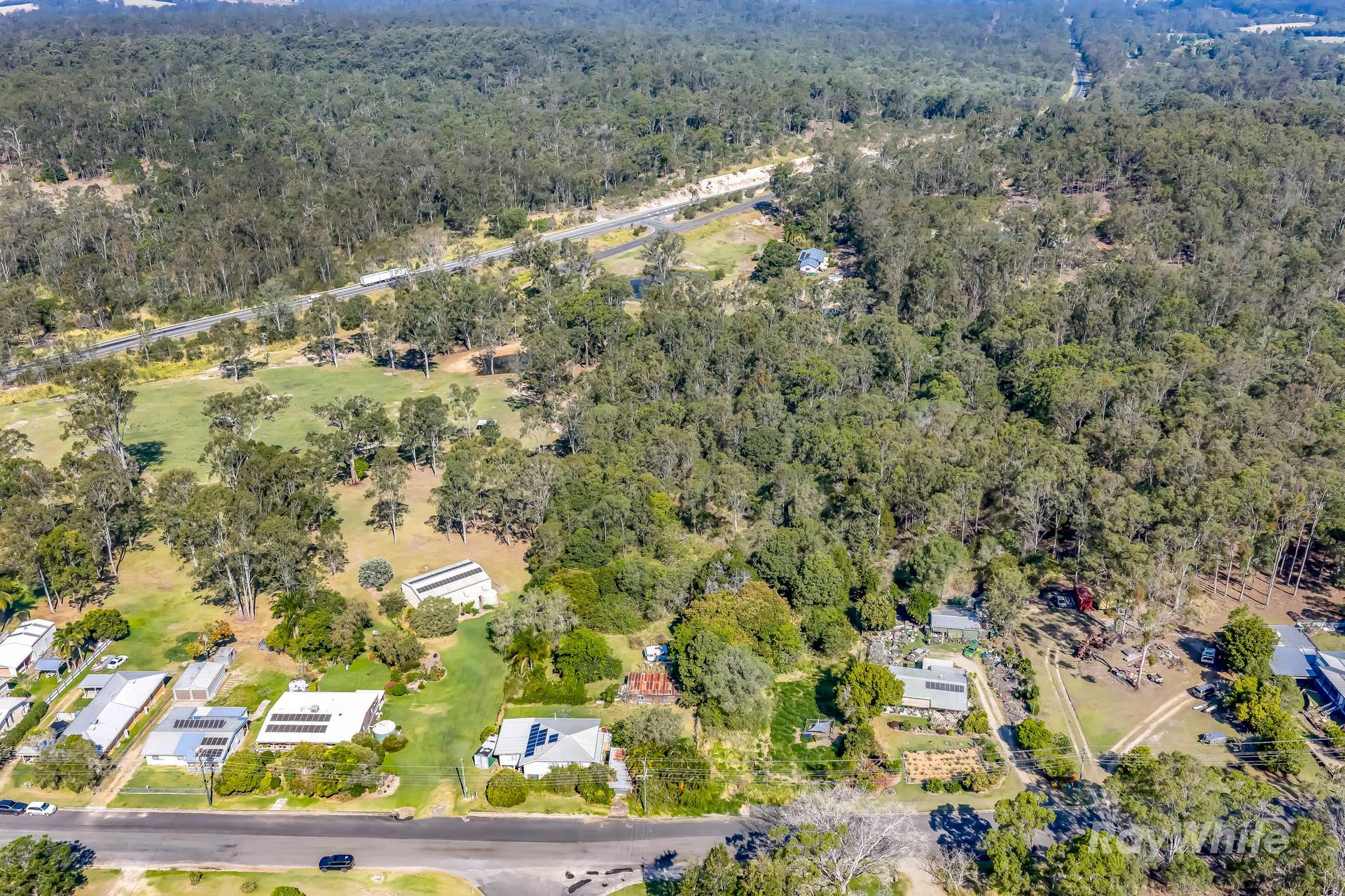 14 Manning Street, Gin Gin For Sale by Farmbuy.com - image 16