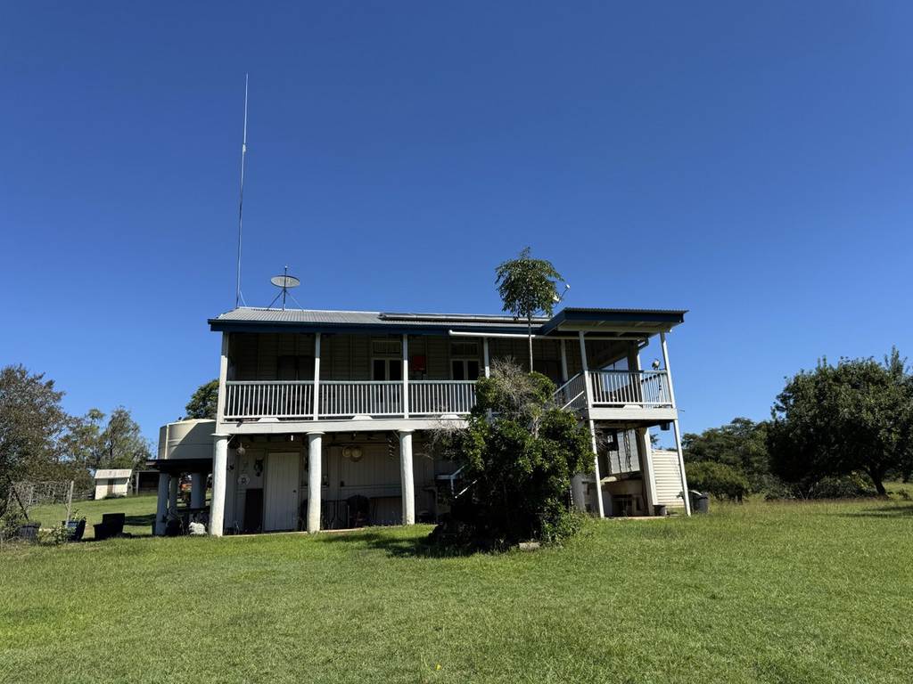 845 Fireclay Road, Kalpowar QLD 4630