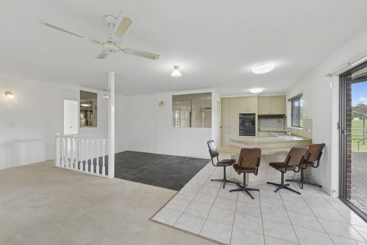 1349 Glenelg Highway, Smythesdale For Sale by Farmbuy.com - image 7
