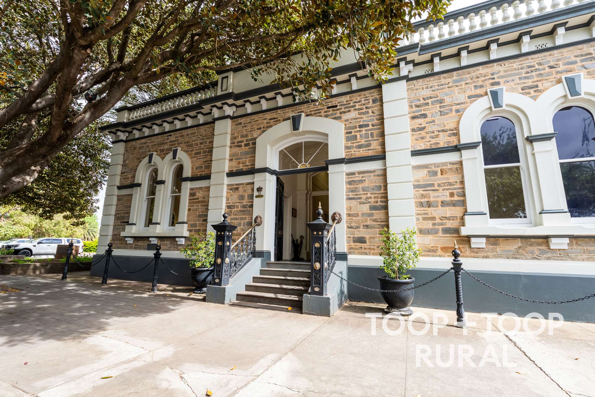 28 Murray Street, Tanunda For Sale by Farmbuy.com - image 1