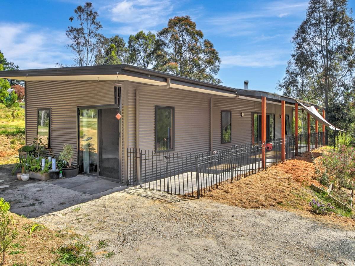 24 Gardam Court, Bruthen For Sale by Farmbuy.com - image 1