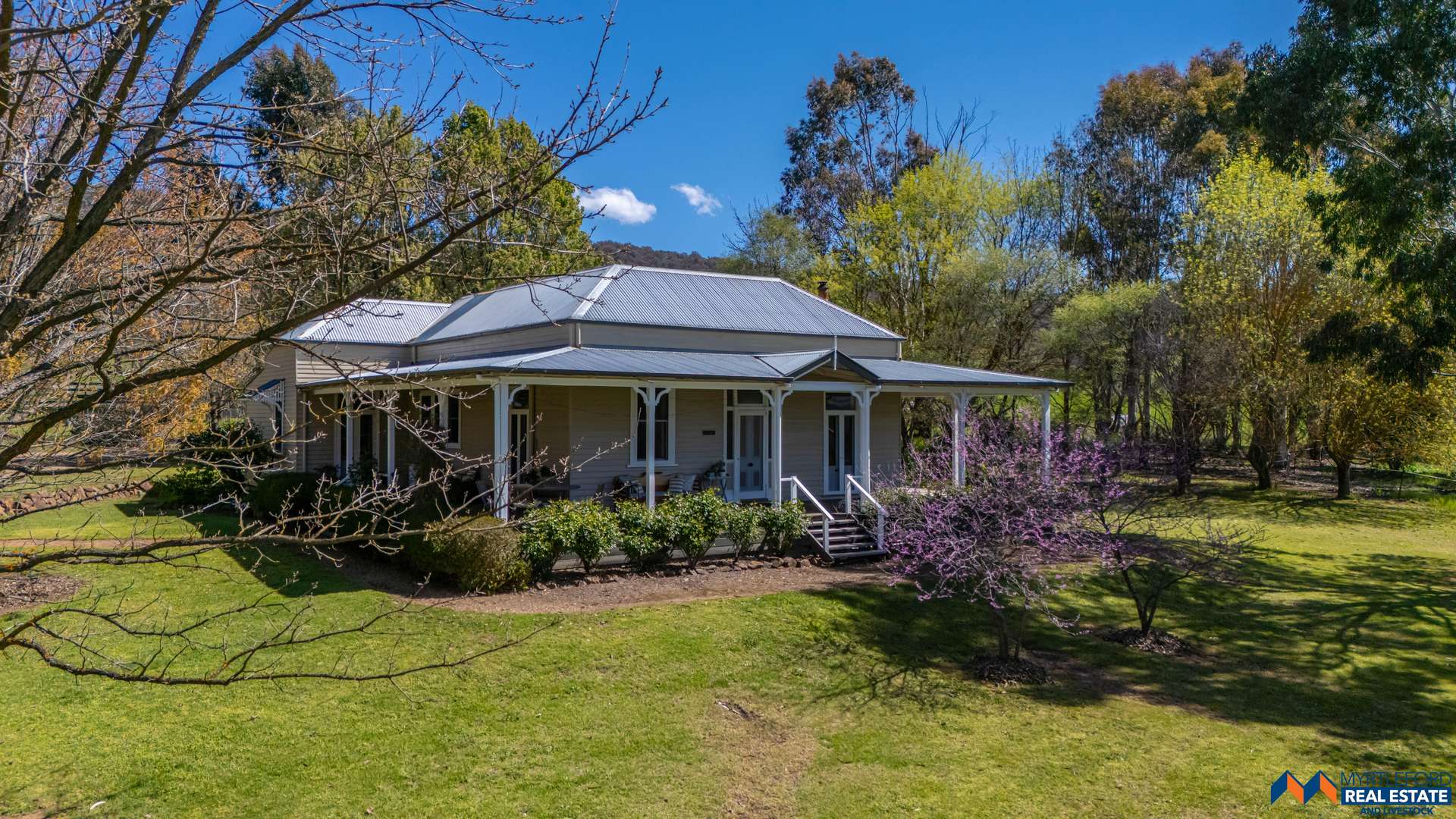 714 Happy Valley Road, Myrtleford For Sale by Farmbuy.com - image 1