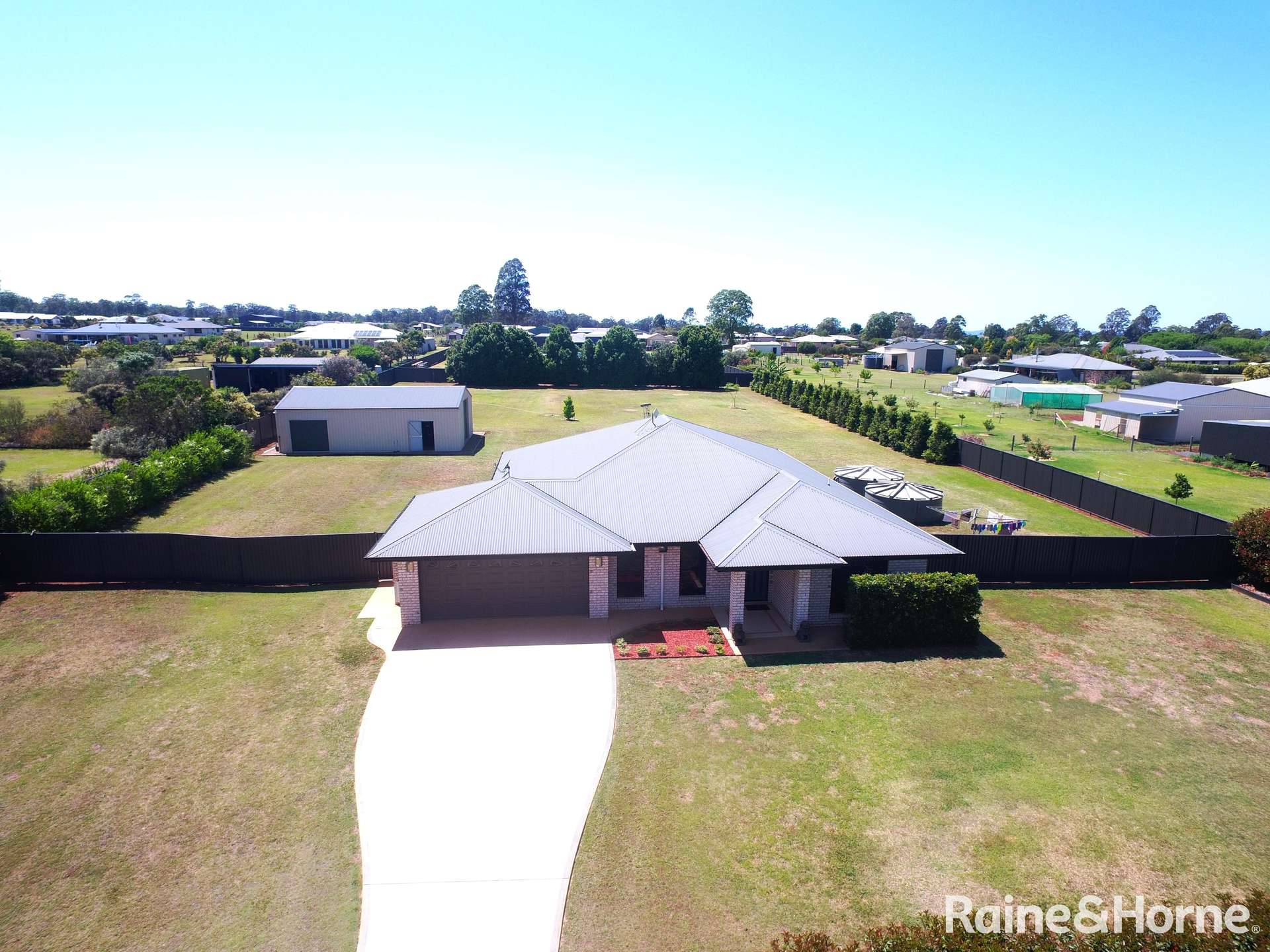 6 Peregrine Drive, Kingaroy Sold by Farmbuy.com - image 1