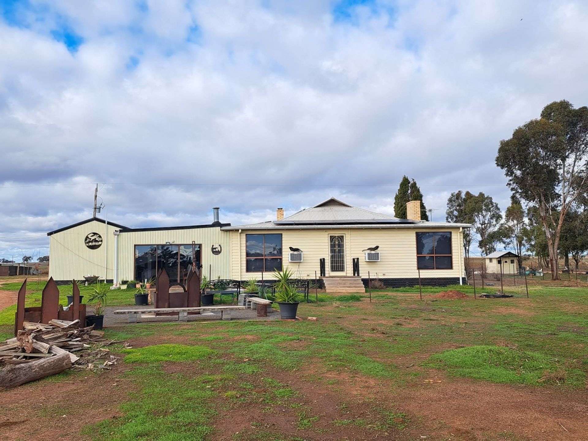 618 Cope Cope-Jeffcott Road, Donald For Sale by Farmbuy.com - image 1