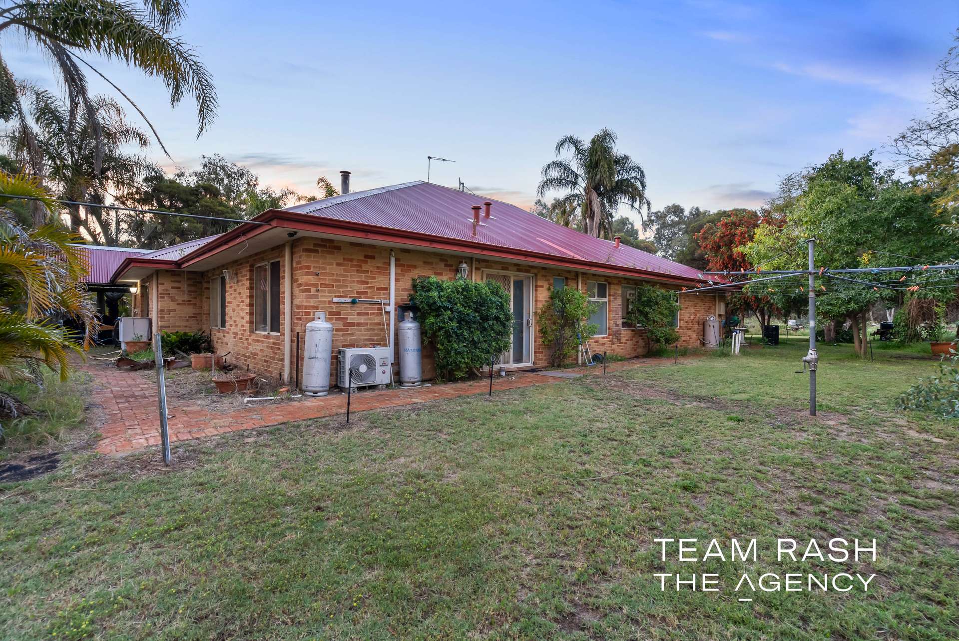 782 Rowley Road, Oakford Sold by Farmbuy.com - image 24