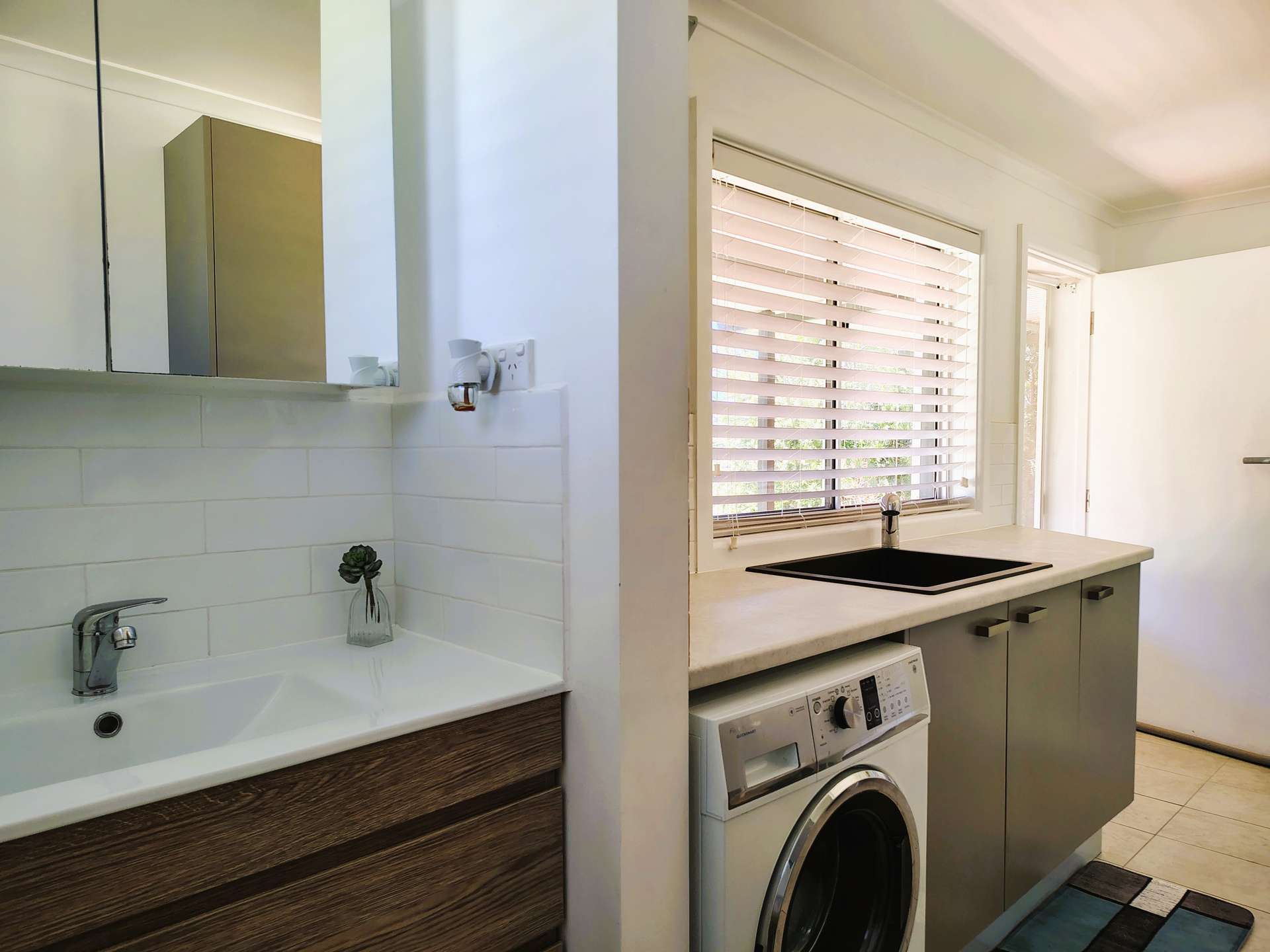 5272 Mid Western Highway, Grenfell For Sale by Farmbuy.com - image 12