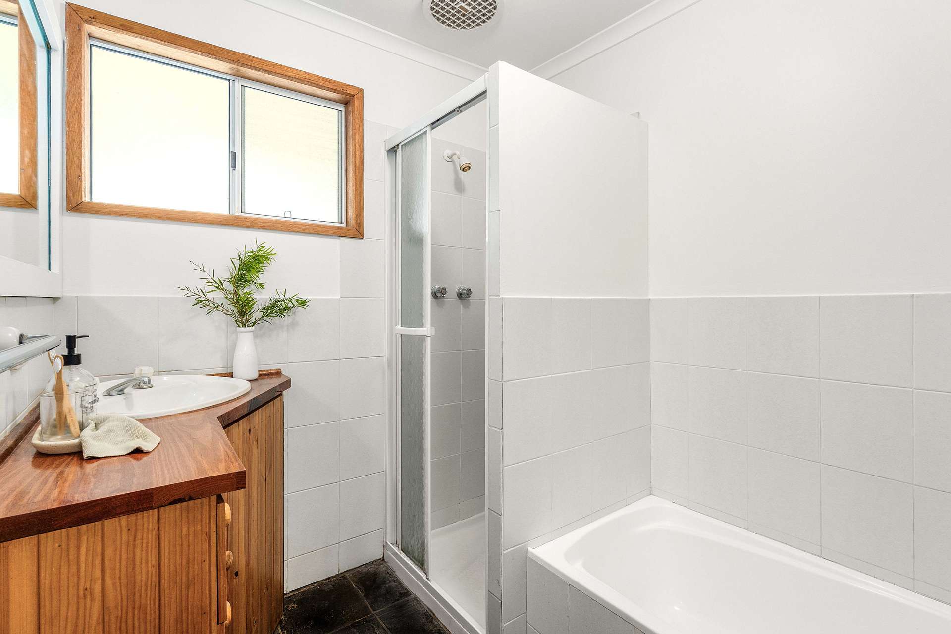 1913 Torrens Valley Road, Mount Pleasant Sold by Farmbuy.com - image 14